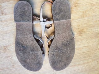 Sandalias planas beige  talla 37