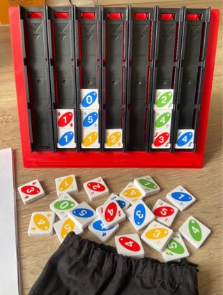 UNO Quatro Juego de Mesa Mattel