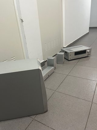 Set Amplificador AV Yamaha con sus Altavoces