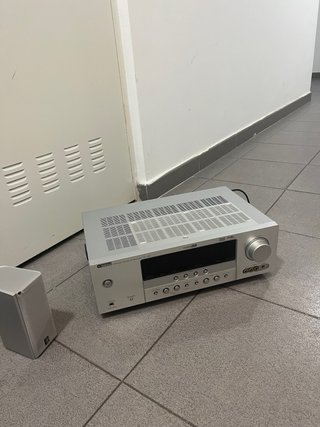 Set Amplificador AV Yamaha con sus Altavoces