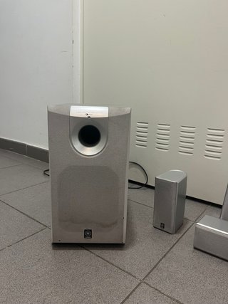 Set Amplificador AV Yamaha con sus Altavoces