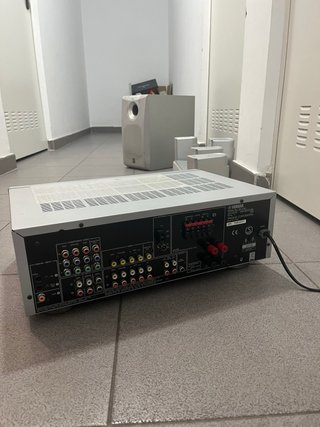 Set Amplificador AV Yamaha con sus Altavoces