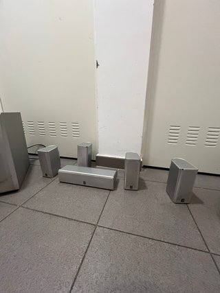 Set Amplificador AV Yamaha con sus Altavoces