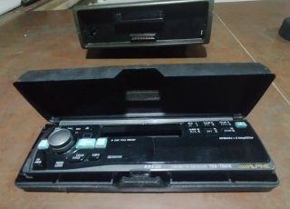 Cassette receiver Alpine de coche extraíble