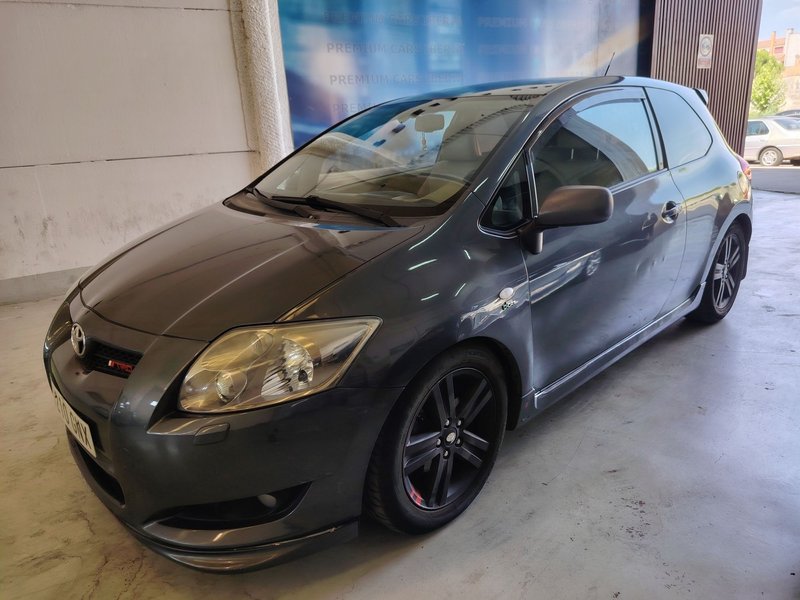 Toyota Auris 2.2 D-4D Sport 177 3p / 5p 2009
