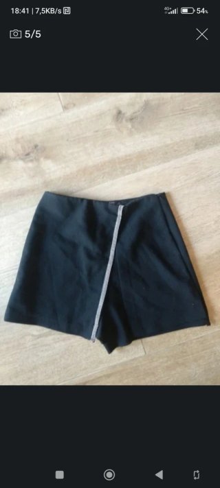 Falda Negra Zara