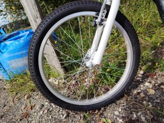Patinete con Ruedas de Bicicleta