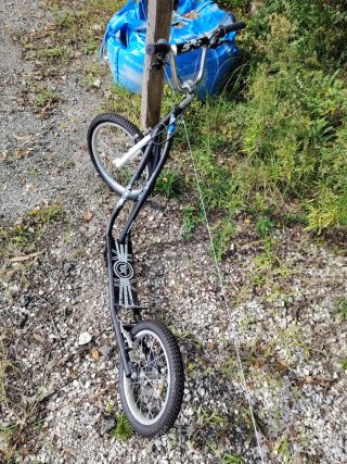 Patinete con Ruedas de Bicicleta
