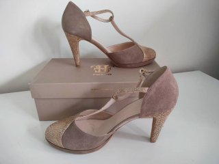 OCASIÓN. FOSCO.Zapatos de Tacon Talla 41