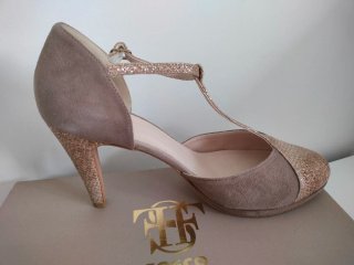 OCASIÓN. FOSCO.Zapatos de Tacon Talla 41