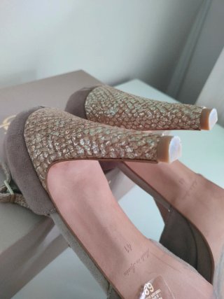 OCASIÓN. FOSCO.Zapatos de Tacon Talla 41