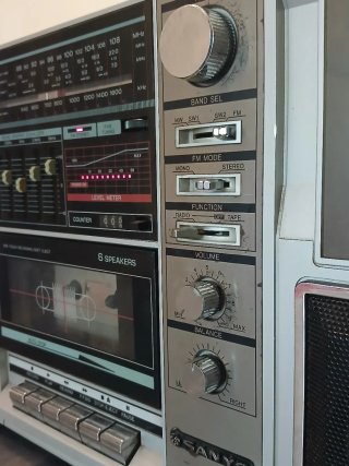 Boombox Sanyo M9840K Vintage
