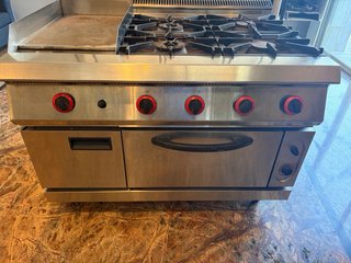 Cocina Industrial 6 Fuegos con Plancha y Horno