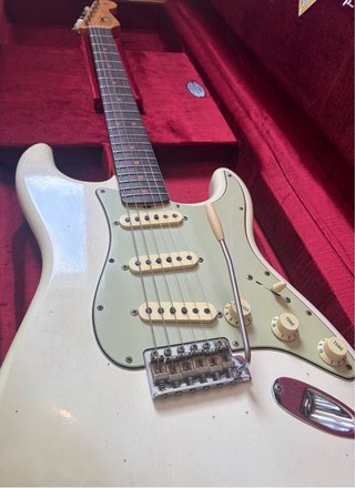 Fender Custom Shop 64 AOW Relic