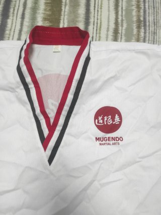 Casaca Mugendo Talla 170