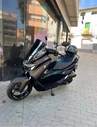 Yamaha NMAX 2025 Negra