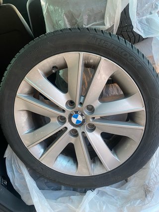 Llantas originales Bmw con neumáticos  205/50/R17