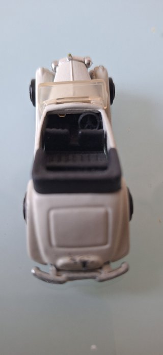 Rolls Royce  Made in Hong Kong 1:68