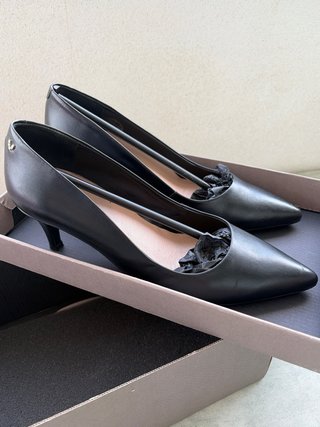 Zapatos de salón Martinelli negros T.39.