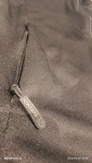 Chaqueta Kappa Negra Talla S