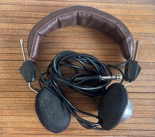 Cascos JVC HP-1000 Vintage Marrones y Negros