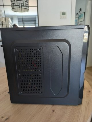 Torre PC Aerocool para piezas