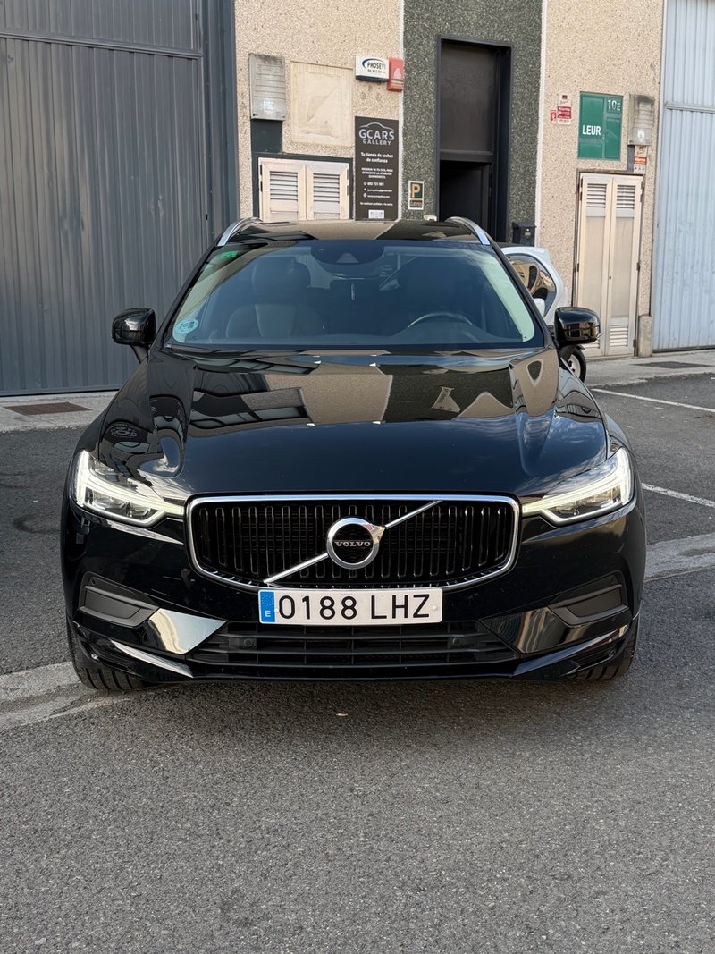 Volvo XC60 2020, foto 5