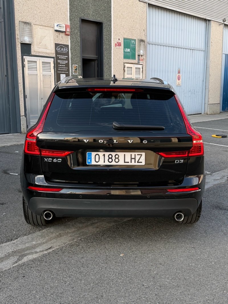 Volvo XC60 2020, foto 6