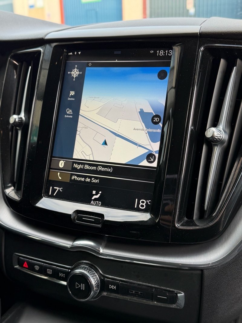 Volvo XC60 2020, foto 21