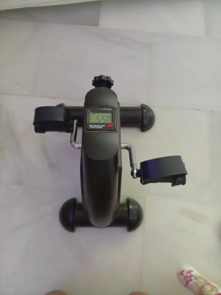 Bicicleta estática para ejercicio