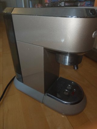 Cafetera DeLonghi para piezas