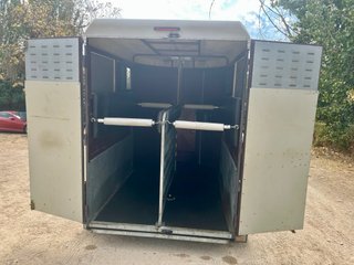 Van Remolque 2 caballos