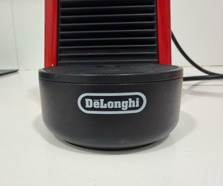 Cafetera Nespresso DeLonghi Roja