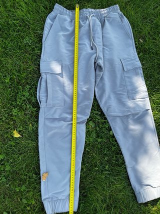 Pantalón Cargo Gris