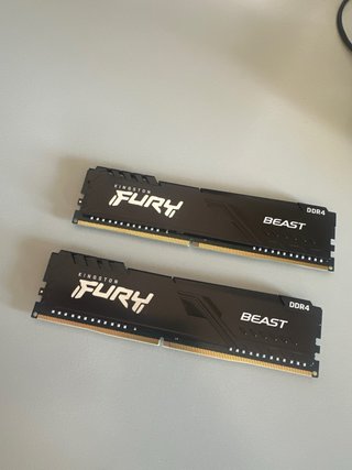 2x Kingston FURY Beast DDR4 RAM