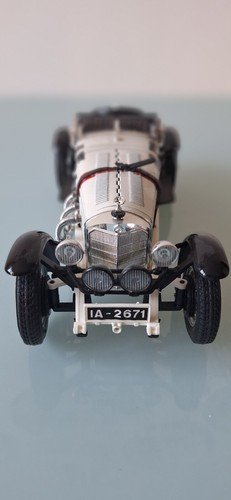 Burago - Mercedes Benz SSK - 1928 - Scale 1:18 - White