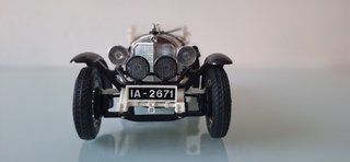 Burago - Mercedes Benz SSK - 1928 - Scale 1:18 - White