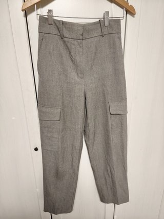 Pantalones grises Mango