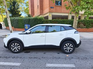 Peugeot 2008 PureTech 100 CV 2021 · Etiqueta C
