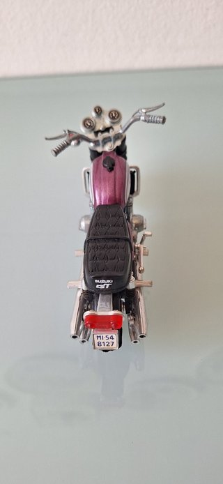 Polistil Suzuki GT 750 in Purple on 1:15
