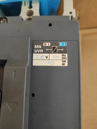 Interruptor NS400 NE, 400A, 3P+MN uvr.Merlin Gerin