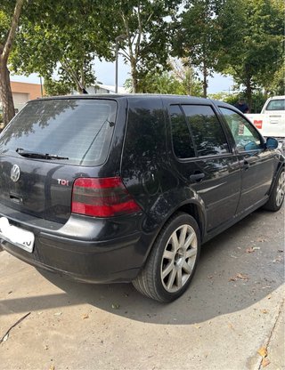 Volkswagen Golf 2001
