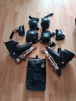 Patines en línea con set de protecciones