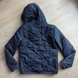 Chaqueta acolchada Adidas Originals negra y rosa