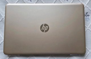 Portátil HP Pavilion 15-au030wm Dorado