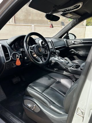 Porsche Cayenne 2016