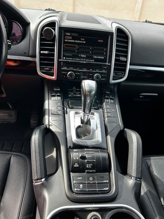 Porsche Cayenne 2016