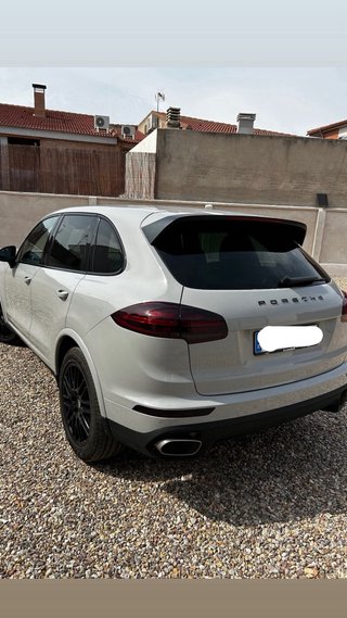 Porsche Cayenne 2016