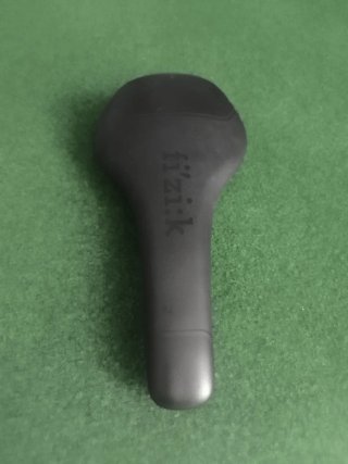 Sillín Fizik Taiga Negro