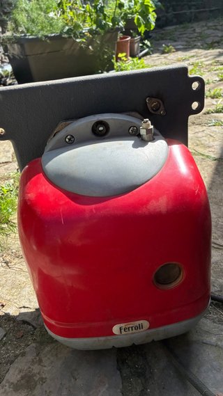 Bruciatore per caldaia a gasolio Ferroli SUN UNT30